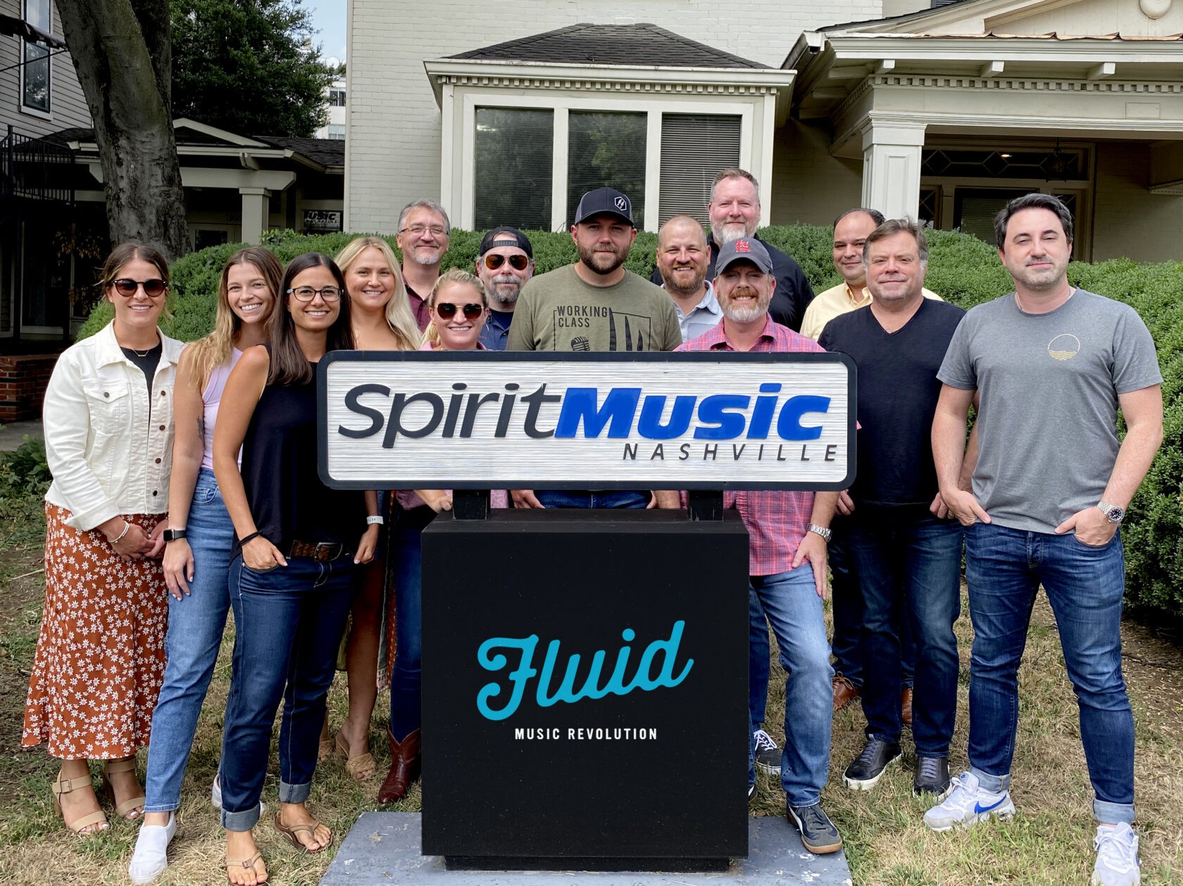 Josh Dunne Signs with Spirit Music Nashville/Fluid Music Revolution